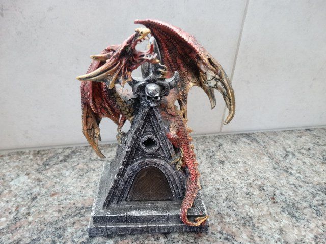 Figuren: Drachen Wachsfigur – Gebraucht aus Hüntwangen von Gandall 1