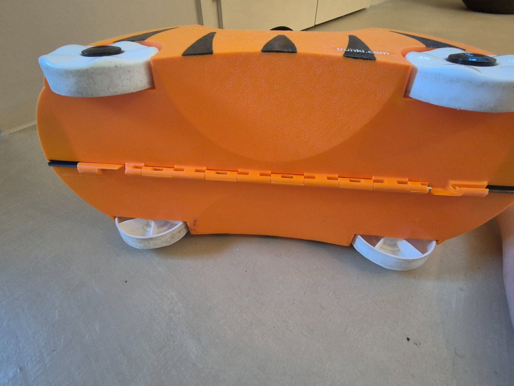Trunki Reisekoffer: Trunki-Trolli,  Kinderkoffer orange mit Rollen – Gebraucht aus Dietikon von grafad 4