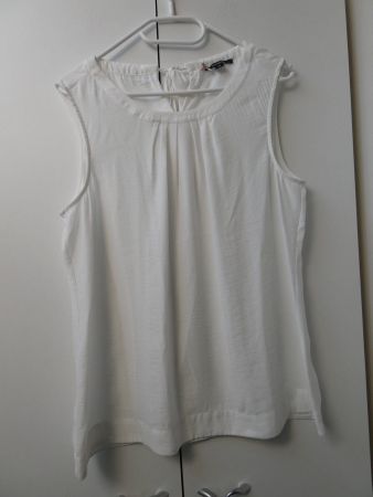 Sommerliches Top / Blusenstoff, Comma, Gr. 42, weiss