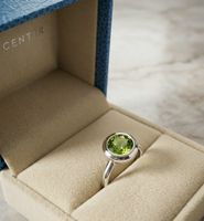 Moderner Silberring 925 (rhodiniert) mit Peridot - Neu