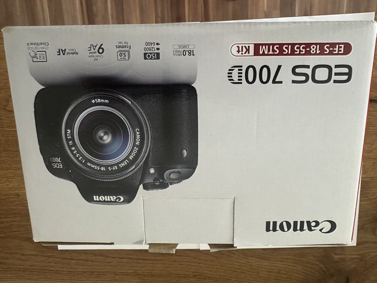 Canon Fotocamera: Canon EOS 700D – Nuovo (secondo la descrizione) da Mels venduto da maf_52fx 1
