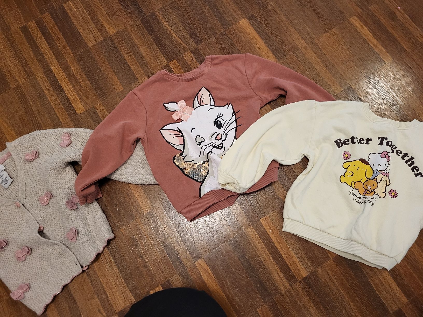 Lotti & Set di vestiti: Kinderkleider-Paket Gr. 104/110 Mädchen – Usato da Basel venduto da Ywana 2