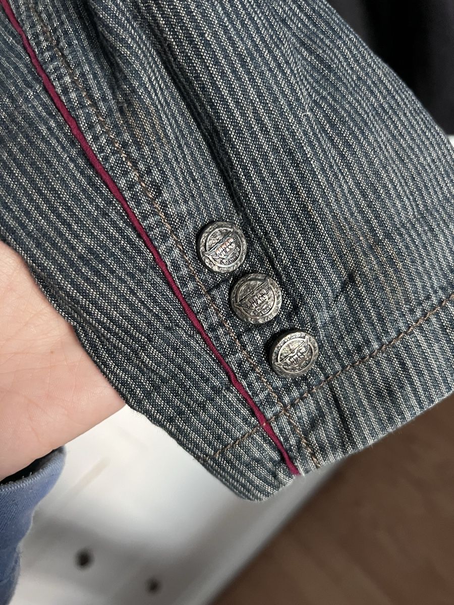 Armani Giacche: Armani Jeans Jacket – Usato da Pregassona venduto da kat_zh5d 5