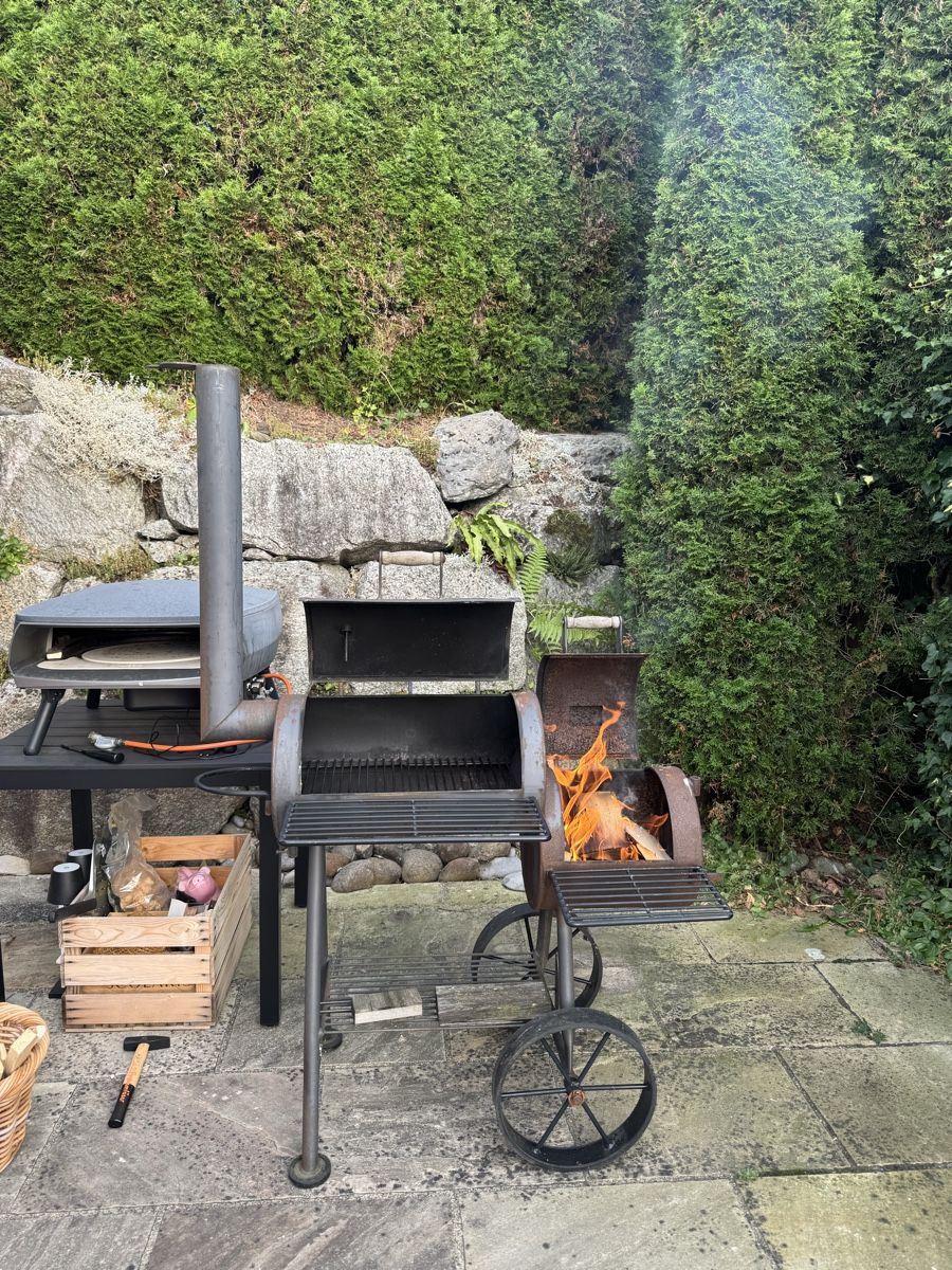 Grills: Smoker – Gebraucht aus Emmetten von cat_7fvq 1