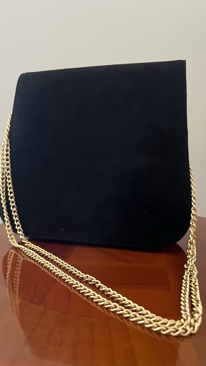 Borse da donna: Borsa a tracolla nera scamosciata con catena dorata – Usato da Lugano venduto da yul_fhg2 3