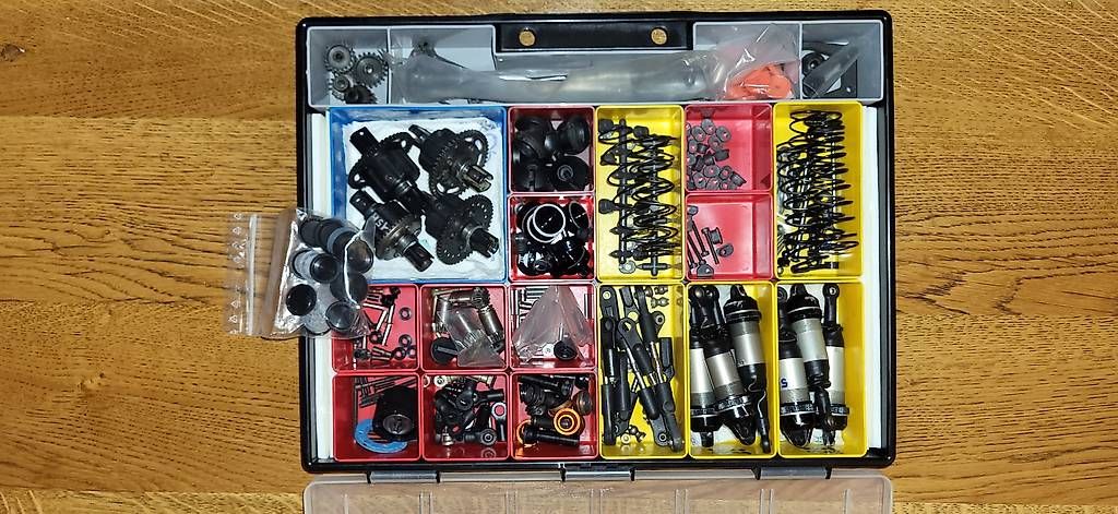 RC Modellbau: voitures RC Hot bodies E817 – Gebraucht aus Bernex von car_s7rq 2