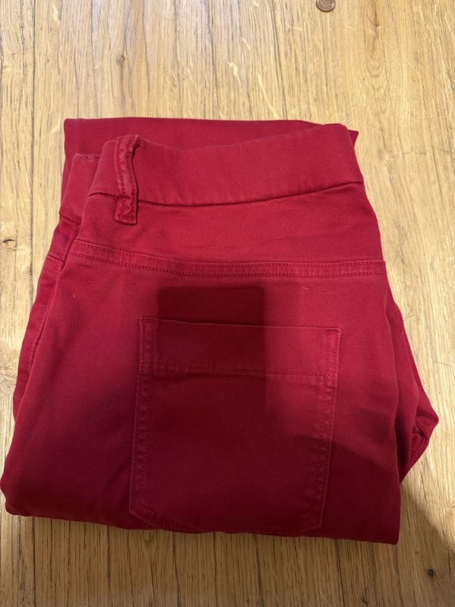 Raffaello Rossi Pantaloni: Raffaello Rossi 7/8 Hose rot – Usato da Walde AG venduto da Hanutta