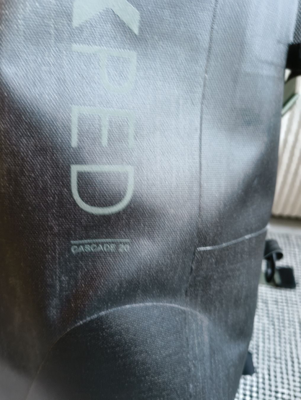 Exped Zaini: Exped Cascade 30 Rucksack wasserdicht – Usato da Luzern venduto da phi_w8tg 1