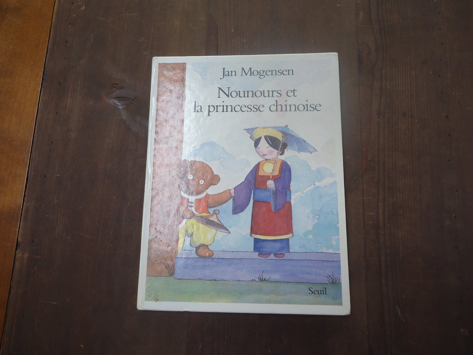 Libri: Nounours et la princesse chinoise – Usato da Vessy venduto da mafabe