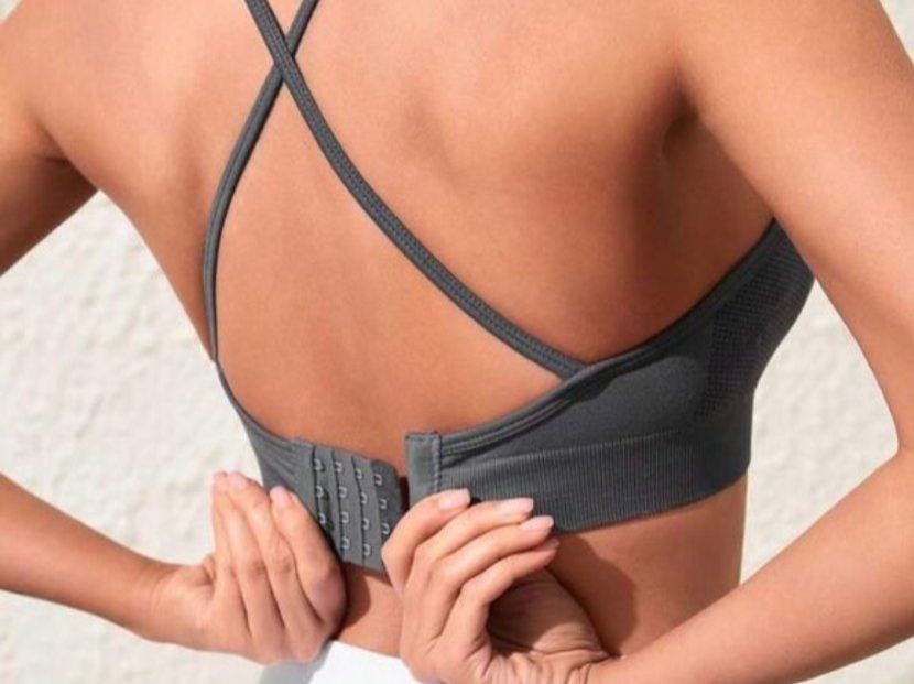 Altra biancheria intima: Almost NEU schicker Sport-BH, Grösse M – Nuovo e nell'imballaggio originale da Dübendorf venduto da LoRi-2026 2