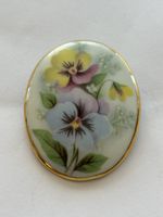 Brosche Porzellan Blumen Motiv oval goldfarbener Rand