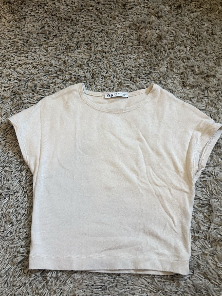 Lotti di vestiti: Lot de 5 tops  – Usato da Mont-sur-Lausanne venduto da Julie_cty 2