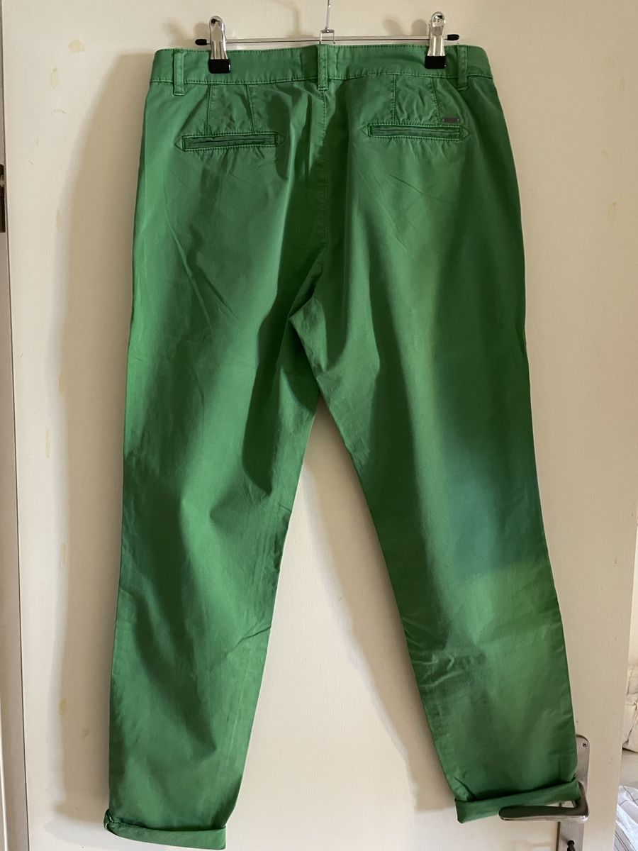 Esprit Pantaloni: Esprit Sommerhose 36 grün – Usato da Bertschikon Gossau venduto da kel_wf2y 1
