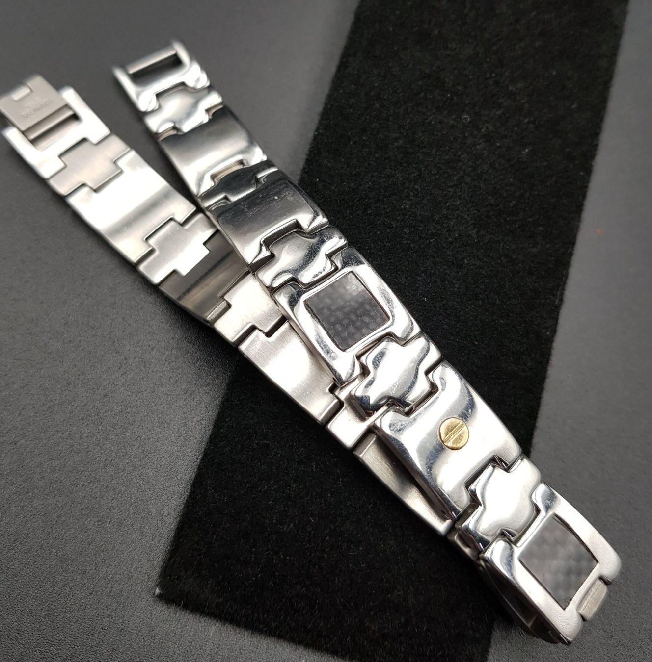 Bracciali & Braccialetti: Armband Chromstahl – Usato da Wald ZH venduto da Silena02