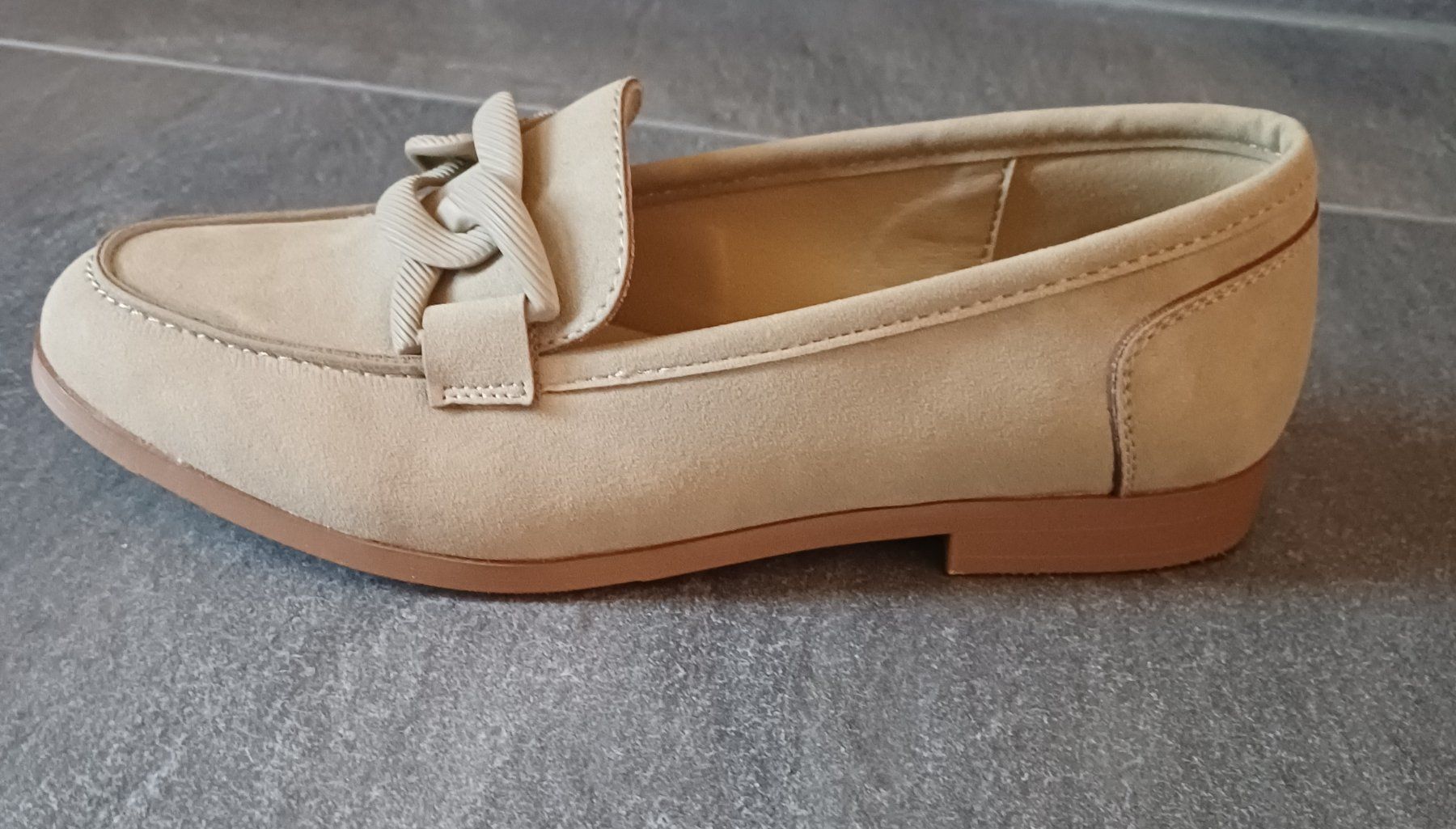 Scarpe da donna: Damen Loafers – Nuovo (secondo la descrizione) da Thun venduto da ban_5tq7 1