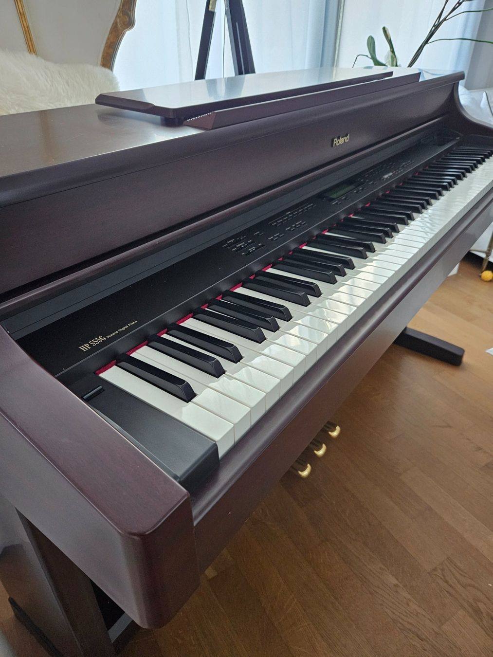 Roland hp 555g sales