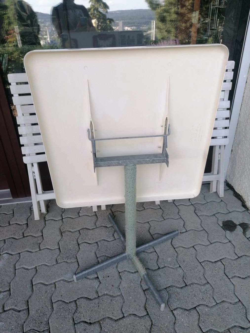 Set di tavolo e panche: Gartentisch mit Stühlen – Usato da Geroldswil venduto da carcan1707 6