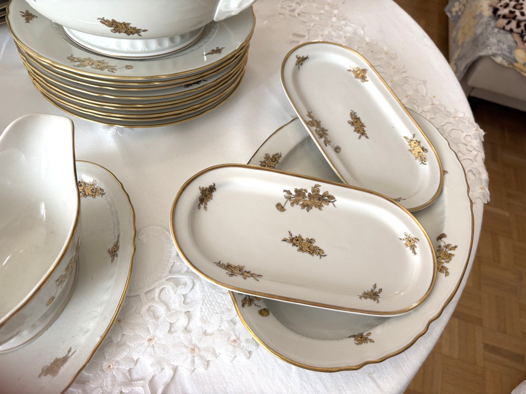Set di piatti: Elegante  Weichnachten Essservize von Langenthal – Usato da Zürich venduto da Nofelet31 5