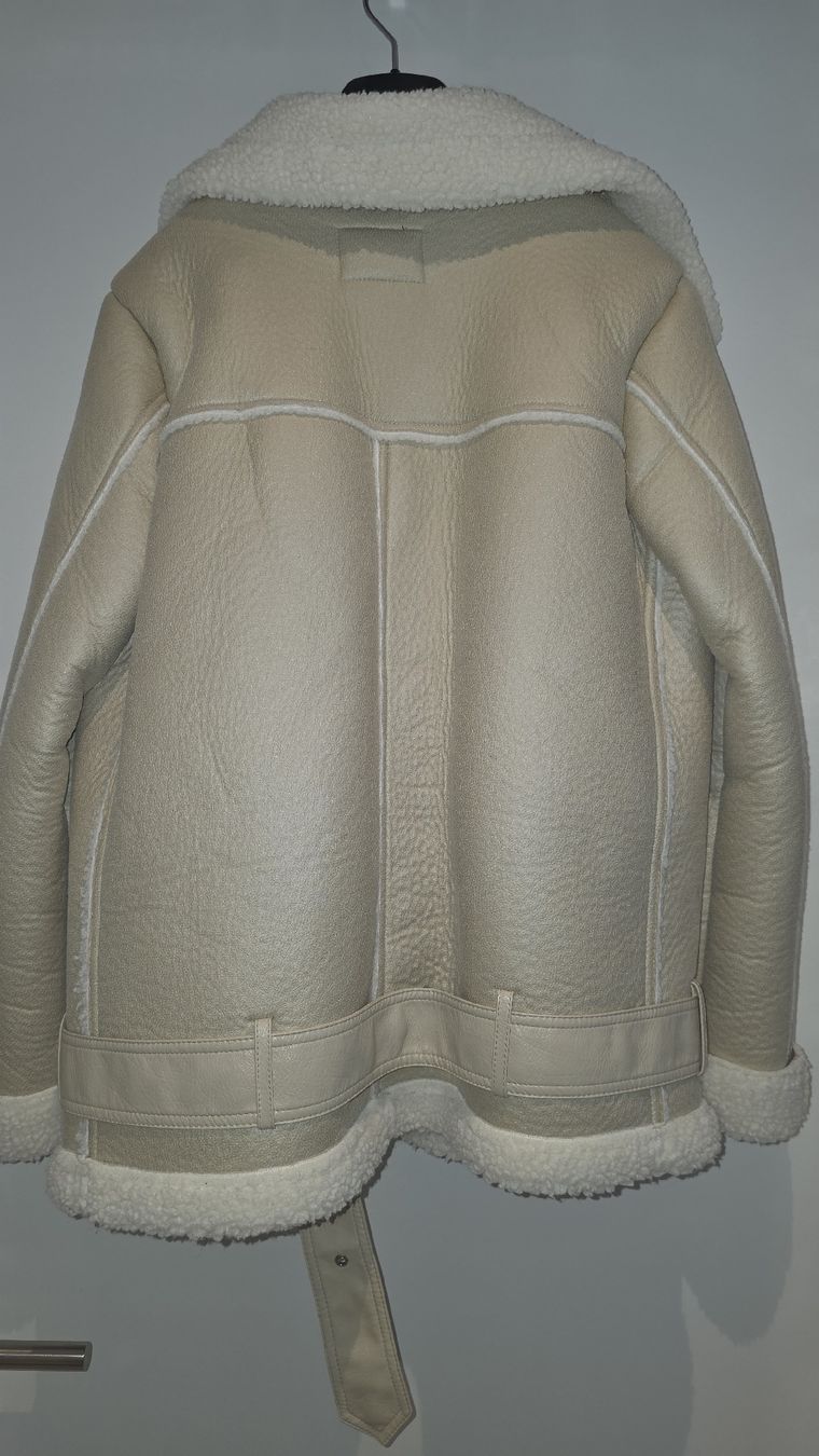 Only Giacche: ONLY Jacke in Beige mit Teddyfutter Grösse S – Nuovo (secondo la descrizione) da Zug venduto da mer_r6px 3