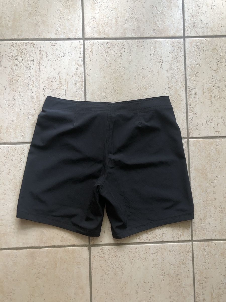 Roxy Costumi da bagno & Bikini: Roxy - Surf-/Badeshorts – Usato da Chêne-Bourg venduto da sienna8245 2