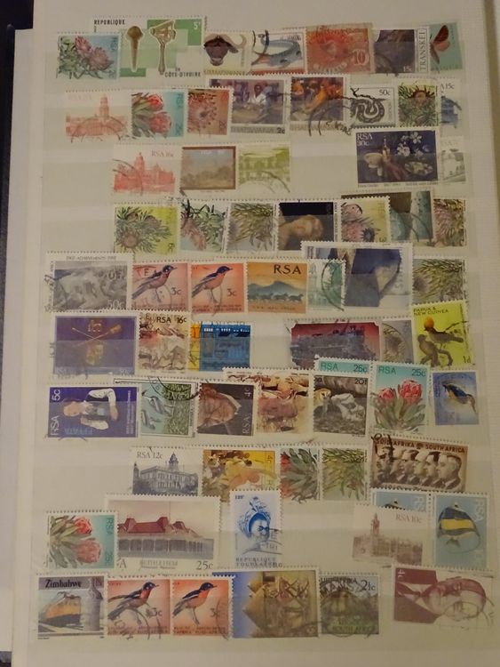 Südafrika Steckalbum schwarz 16 Seiten, v.a. gest. Marken 7