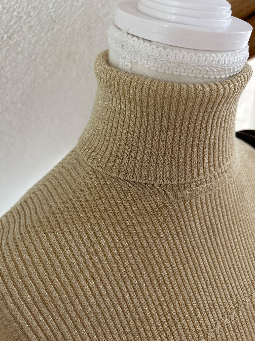 Pulls & Sweat-shirts: Seiden Pullover Gr. L – D'occasion à Kirchdorf BE par Stella130 2
