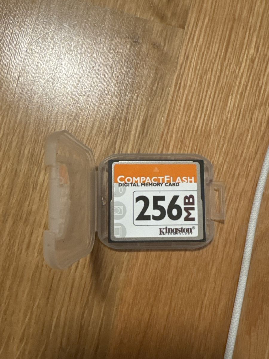 Kingston Speicherkarten: Kingston CompactFlash Digital memory Card 256 MB – Gebraucht aus Zürich von zaz_5d69