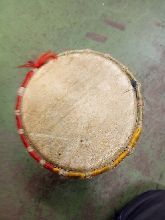 Instruments de musique: Kinderdjembe – D'occasion à Basel par Petergunn 1