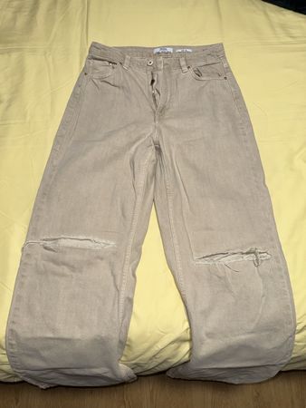 Bershka Wide Leg Jeans Beige 
