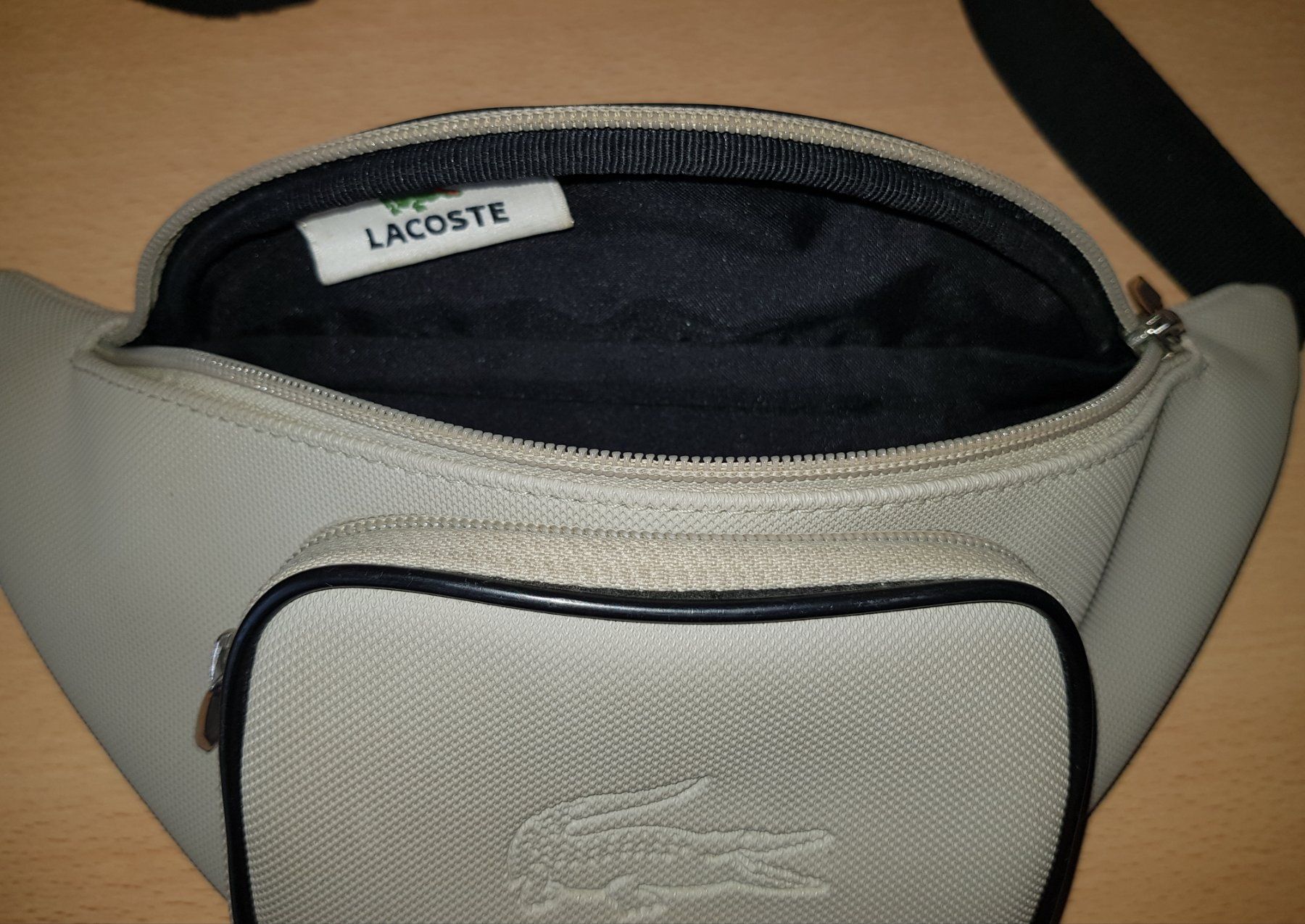 Lacoste Borse: Lacoste Bauchtasche Beige/Schwarz – Usato da Basel venduto da fafa68 5