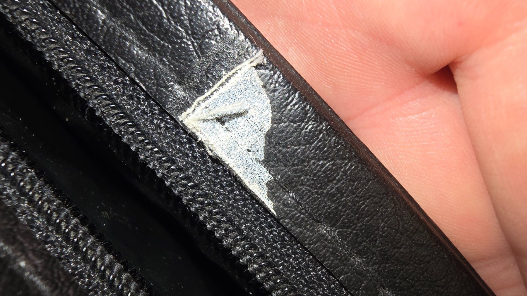 Valigie & Borse: Eleganteschwarze Ledermappe A4 – Usato da Schüpfen venduto da Oblivion2013 7