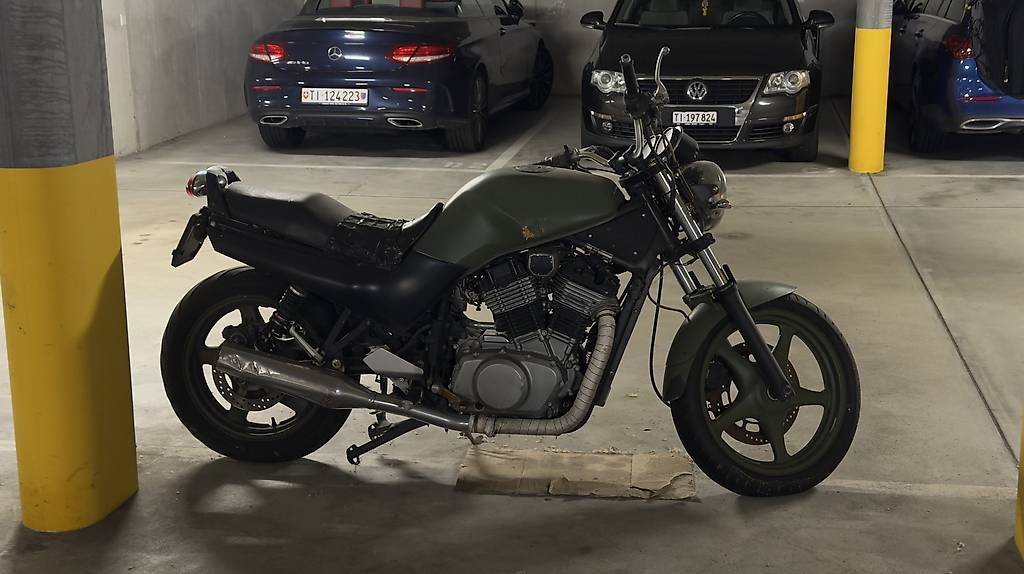 Strada: Suzuki VX800  NON funzionante  progetto/pezzi – Usato da Massagno venduto da ale_ksk6 1