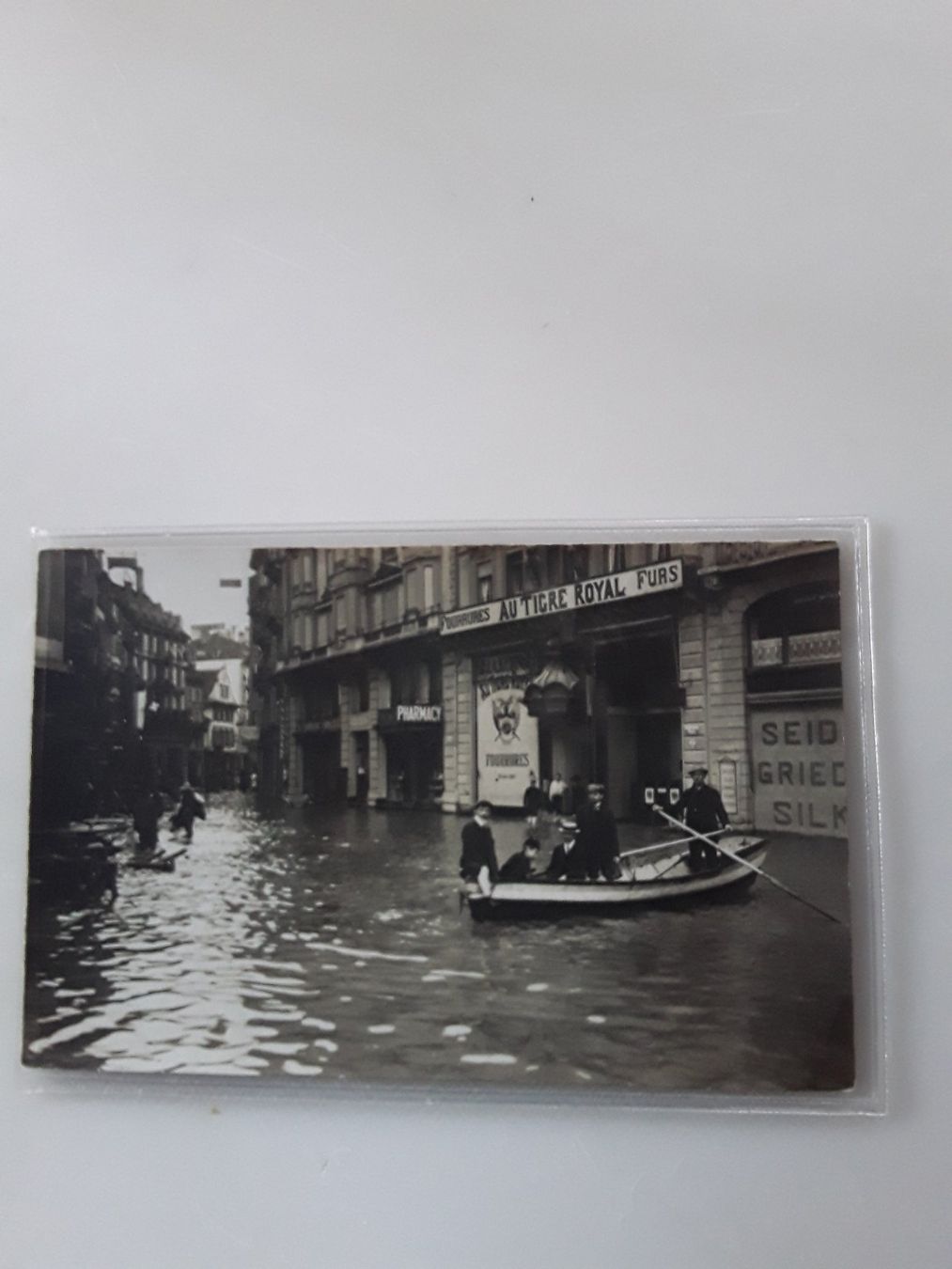 Cartoline postali: Hochwasser Luzern 1910 – Usato da Kriens venduto da Seppikem