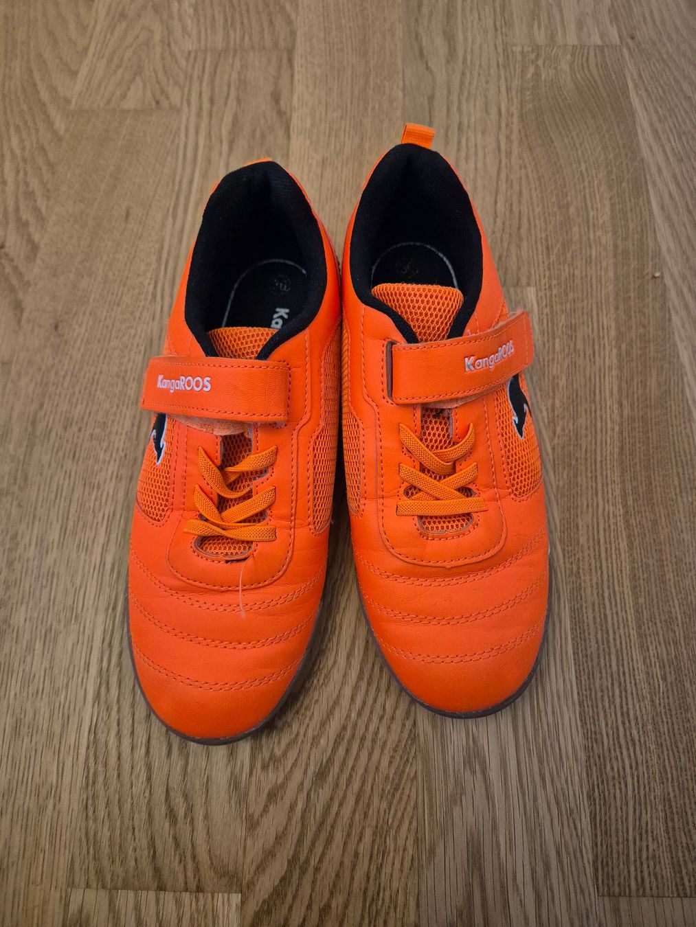 Scarpe da uomo: KangaROOS Hallenschuhe Gr. 36 – Usato da Zürich venduto da Benibas