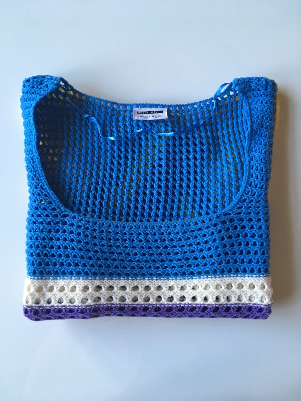 Tops: Top tricot multicolore - taille L – D'occasion à Troinex par Irisglo 5