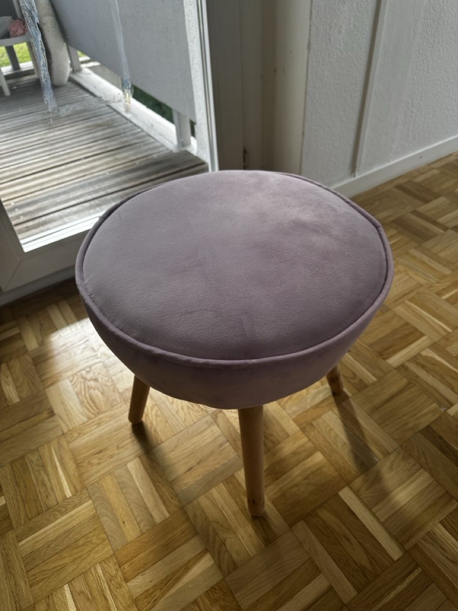 Hocker: Sitzhocker Samt – Neu (gemäss Beschreibung) aus Schönenwerd von dil_l9ff 1