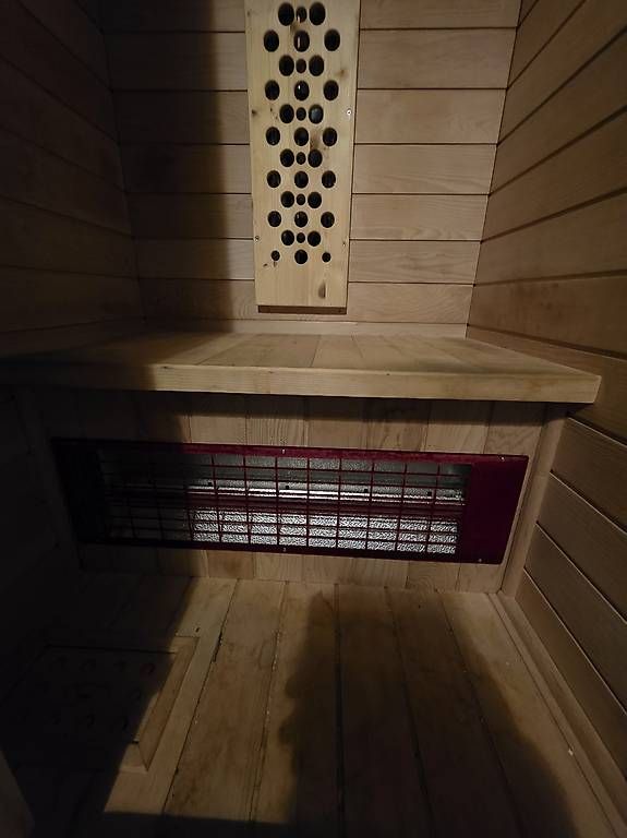 Saunas & Accessoires: Infrarotsauna – D'occasion à Hinwil par Spudi88 1