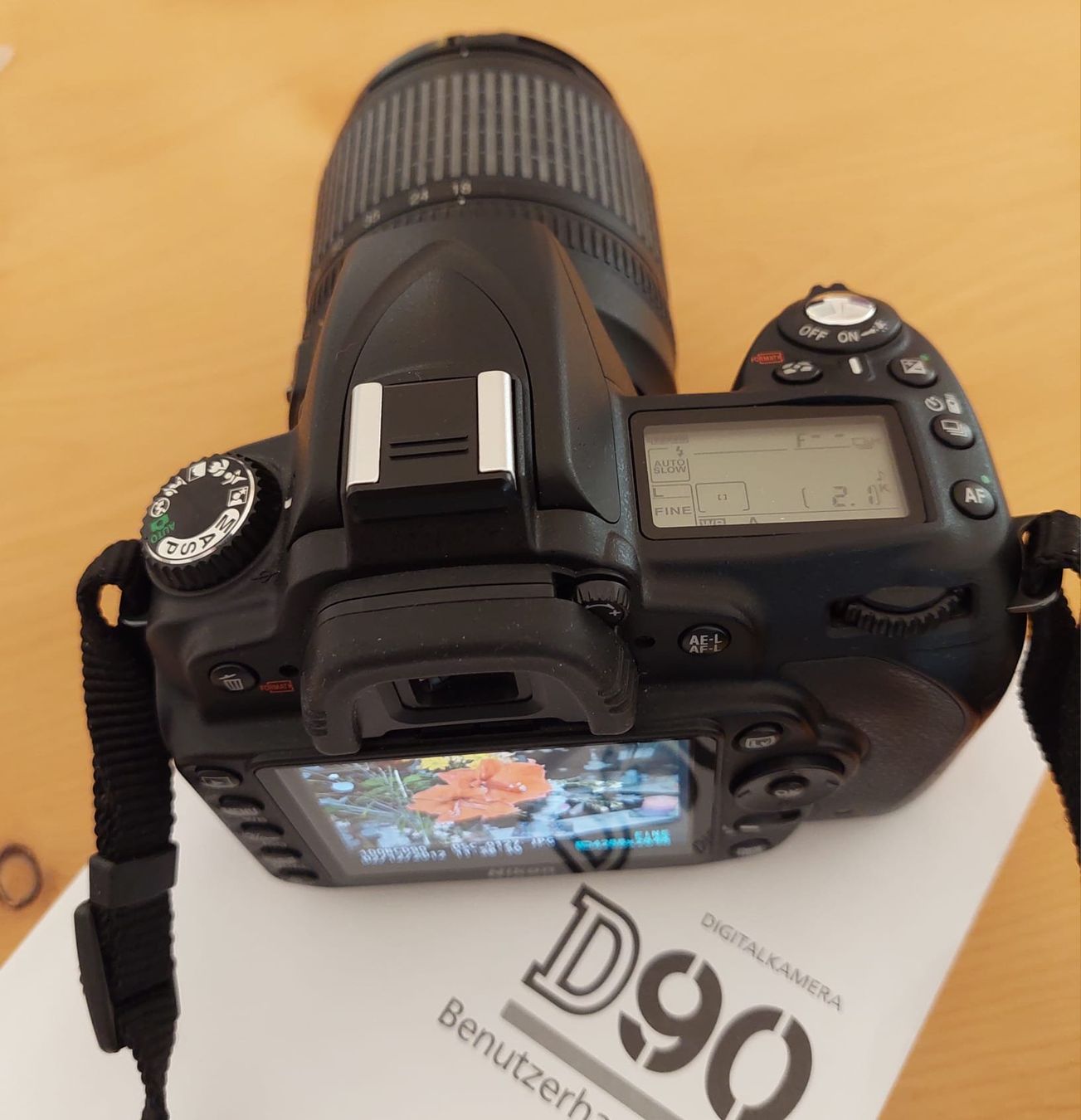 Nikon Fotocamera: Nikon D90 mit Tasche und Zubehoer – Usato da Magden venduto da OVONATOR 5