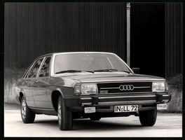 Fotografie Auto Audi 100 5E, Limousine K