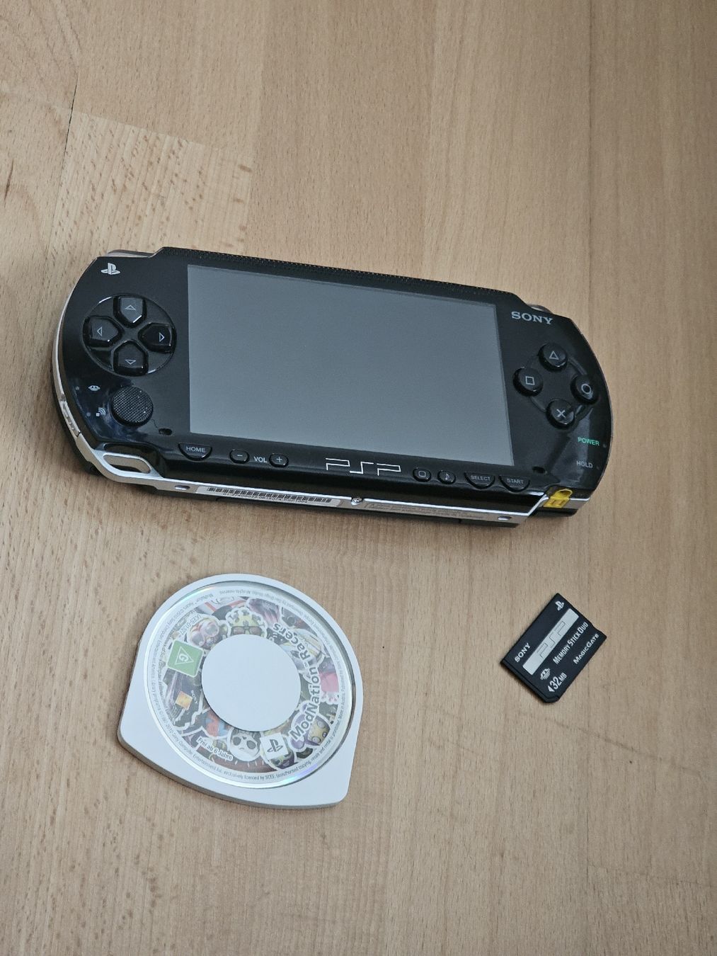 Sony PSP E1004 IW Ice White Street Playstation NEU ungeöffnet Sealed