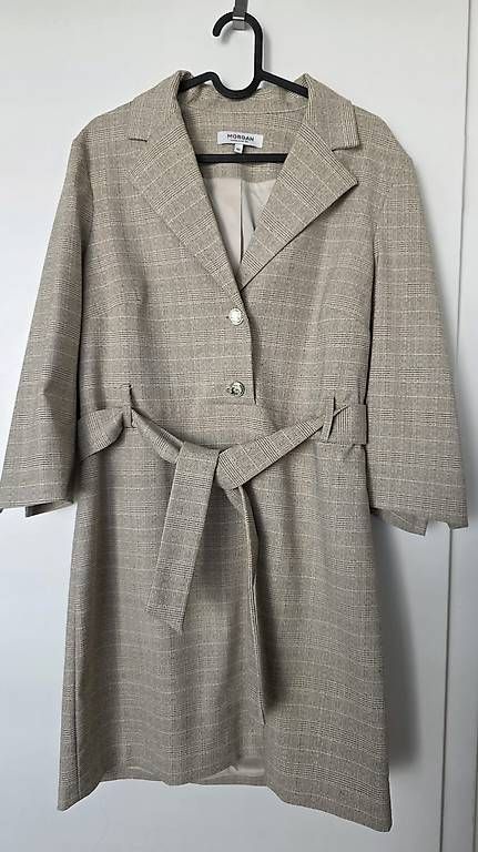 Robes: Robe – D'occasion à Bernex par yfw_xj2z