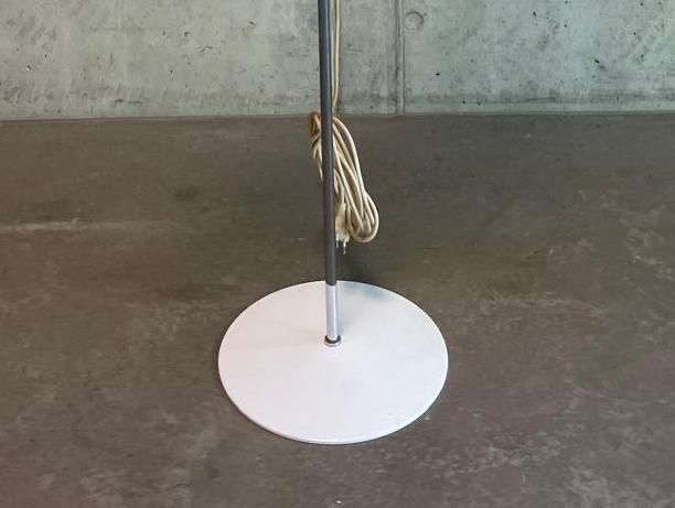 Belux Lampen: Edi Franz Stehleuchte Chrom, 2 Spots – Gebraucht aus Zürich von starch.studio 3