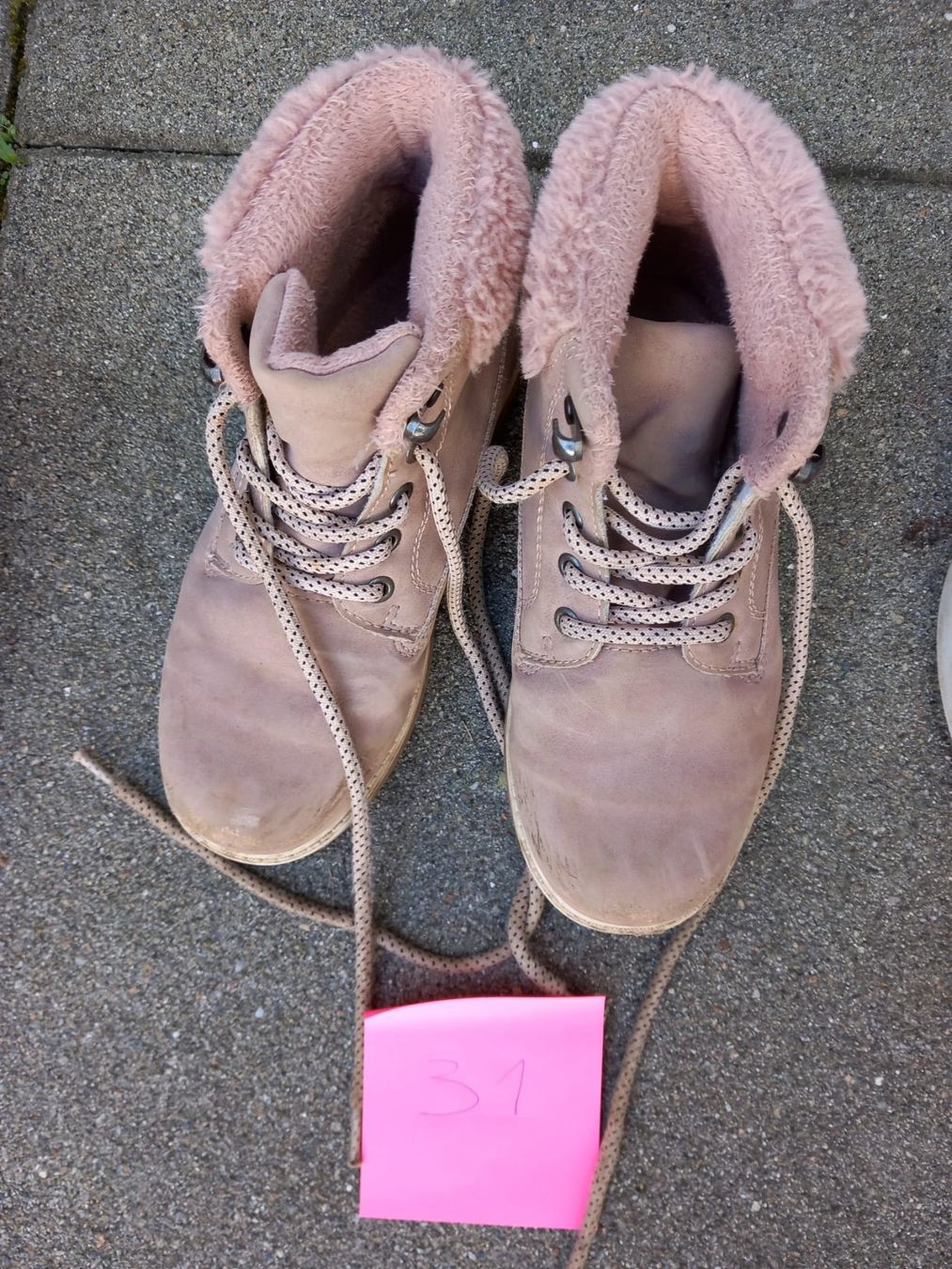 Scarpe per ragazze: Winterschuhe – Usato da Bigorio venduto da Elen78
