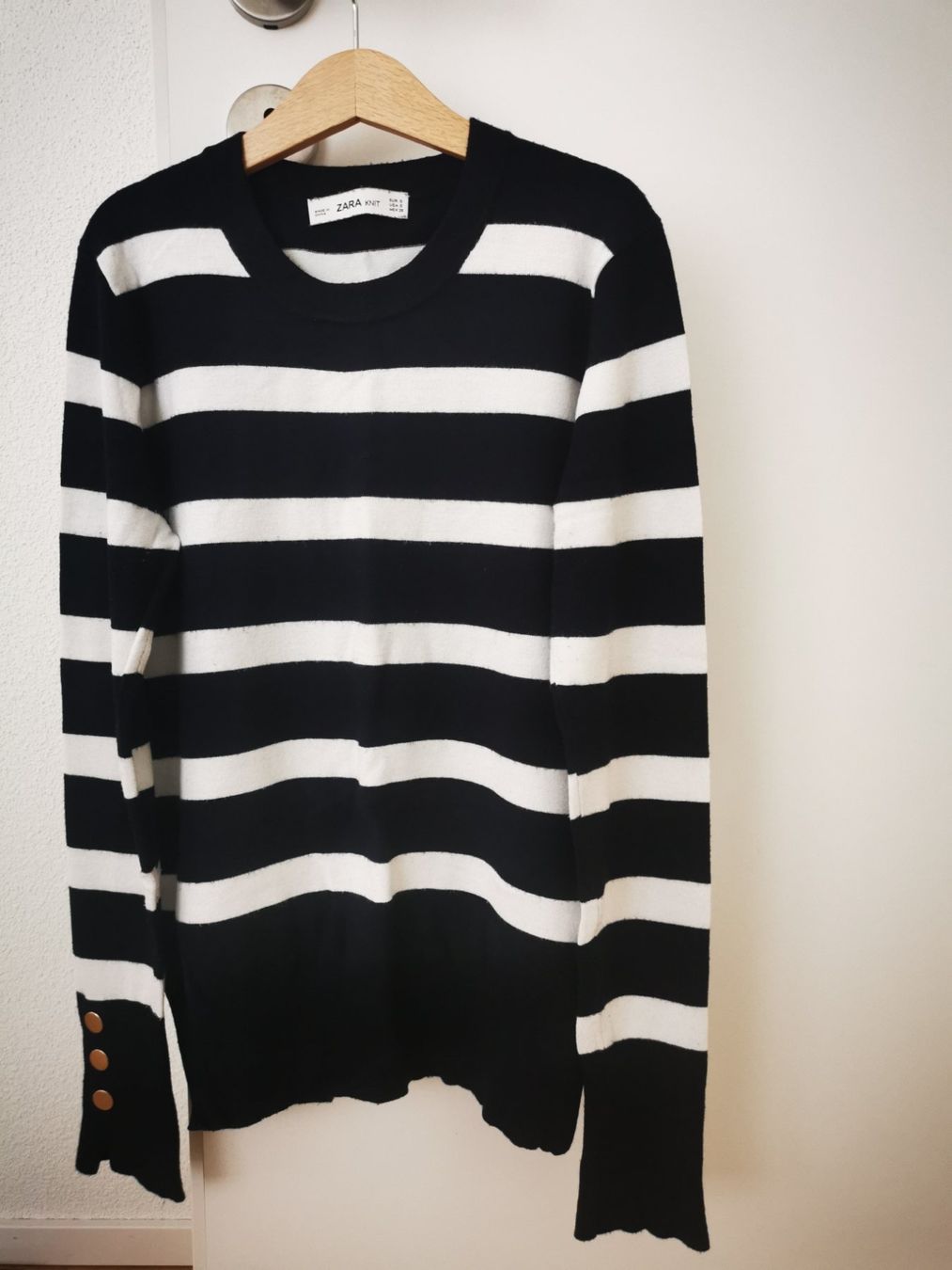 Zara Pulls & Sweat-shirts: Zara Strickpullover, navy-weiss gestreift, Gr. S – D'occasion à Niedergösgen par lil_s6k8