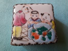 Boîte pilules  vintage en émail cloisonné peint à la main
