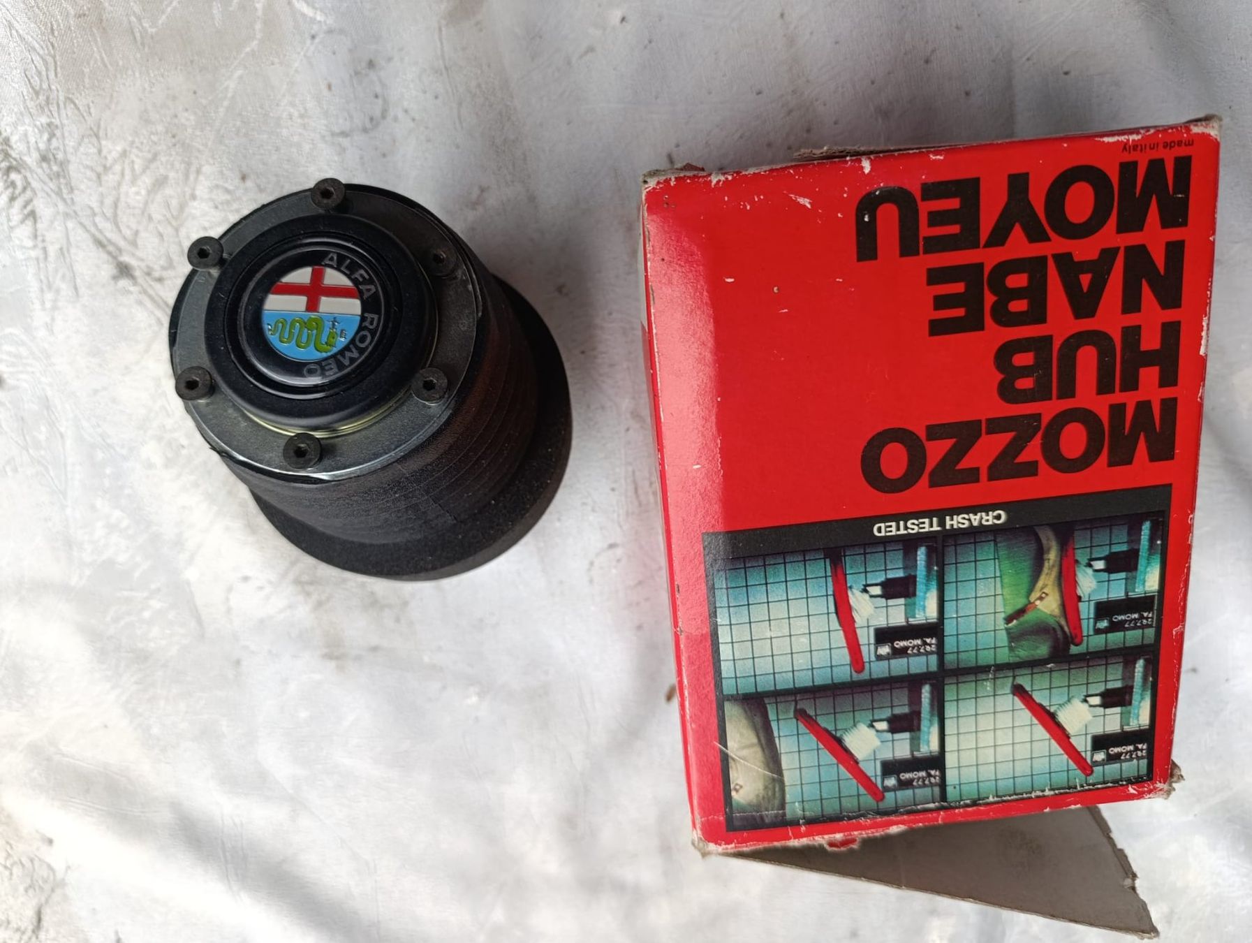 Alfa Romeo Tutti pezzi di ricambio auto: Alfa GTV 6   2.5 Liter Mozzo – Usato da Wohlen venduto da saro08
