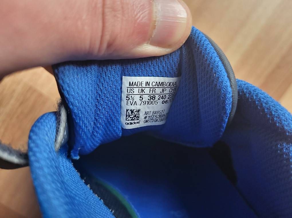 Scarpe da uomo: Original ADIDAS Schuhe Grösse 38 – Usato da Pfungen venduto da meierda89 1