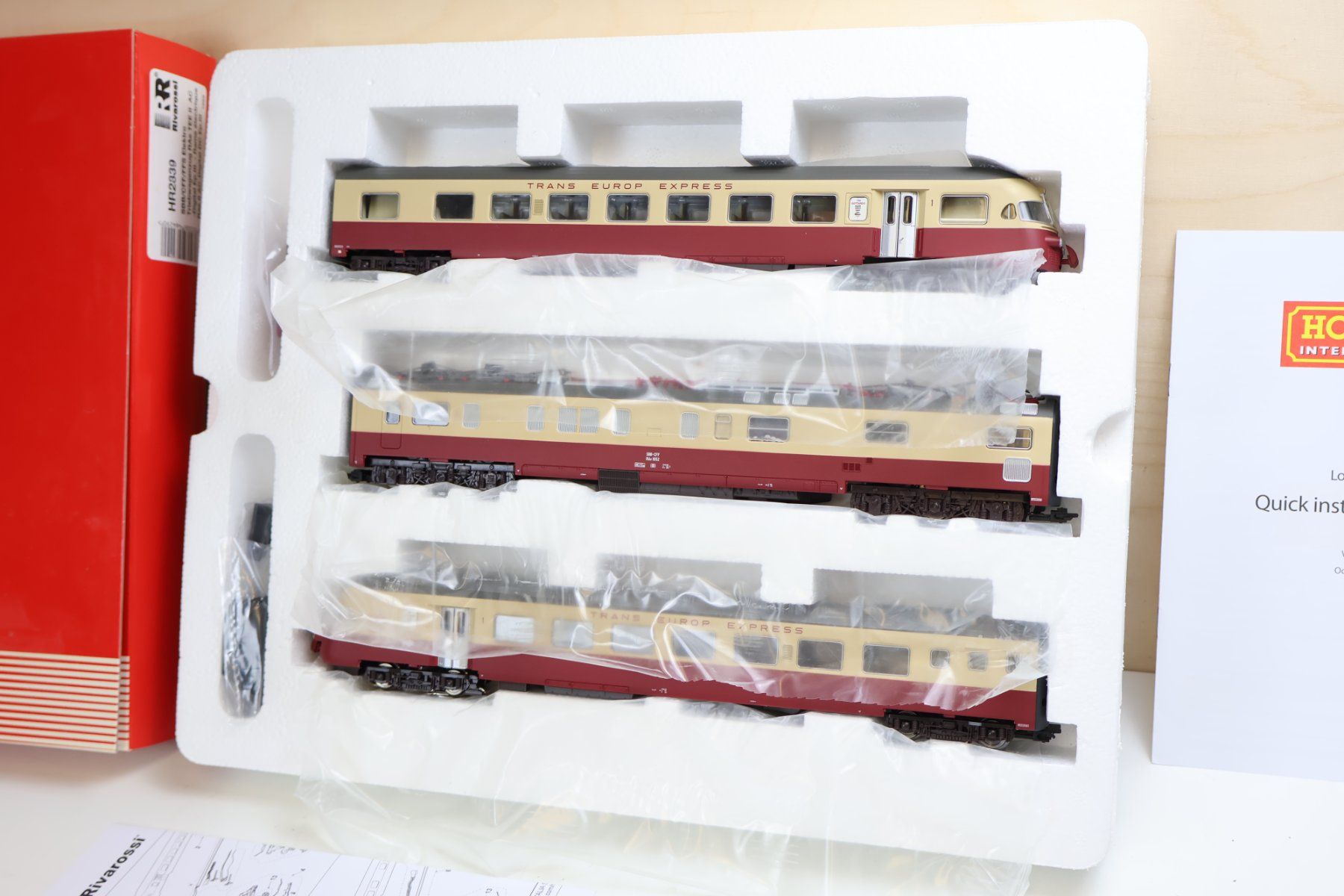 Rivarossi Modelleisenbahnen: Rivarossi SBB TEE Triebwagenzug AC Digital HR2839 – Gebraucht aus Winterthur von