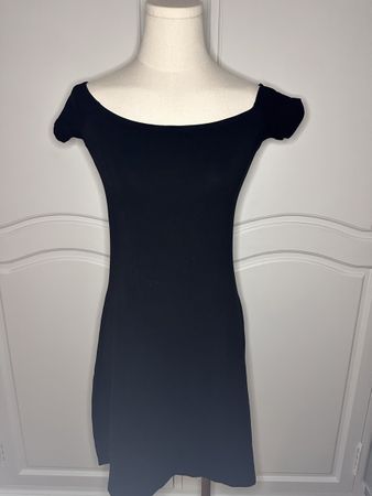 Schwarzes Kleid wie neu s