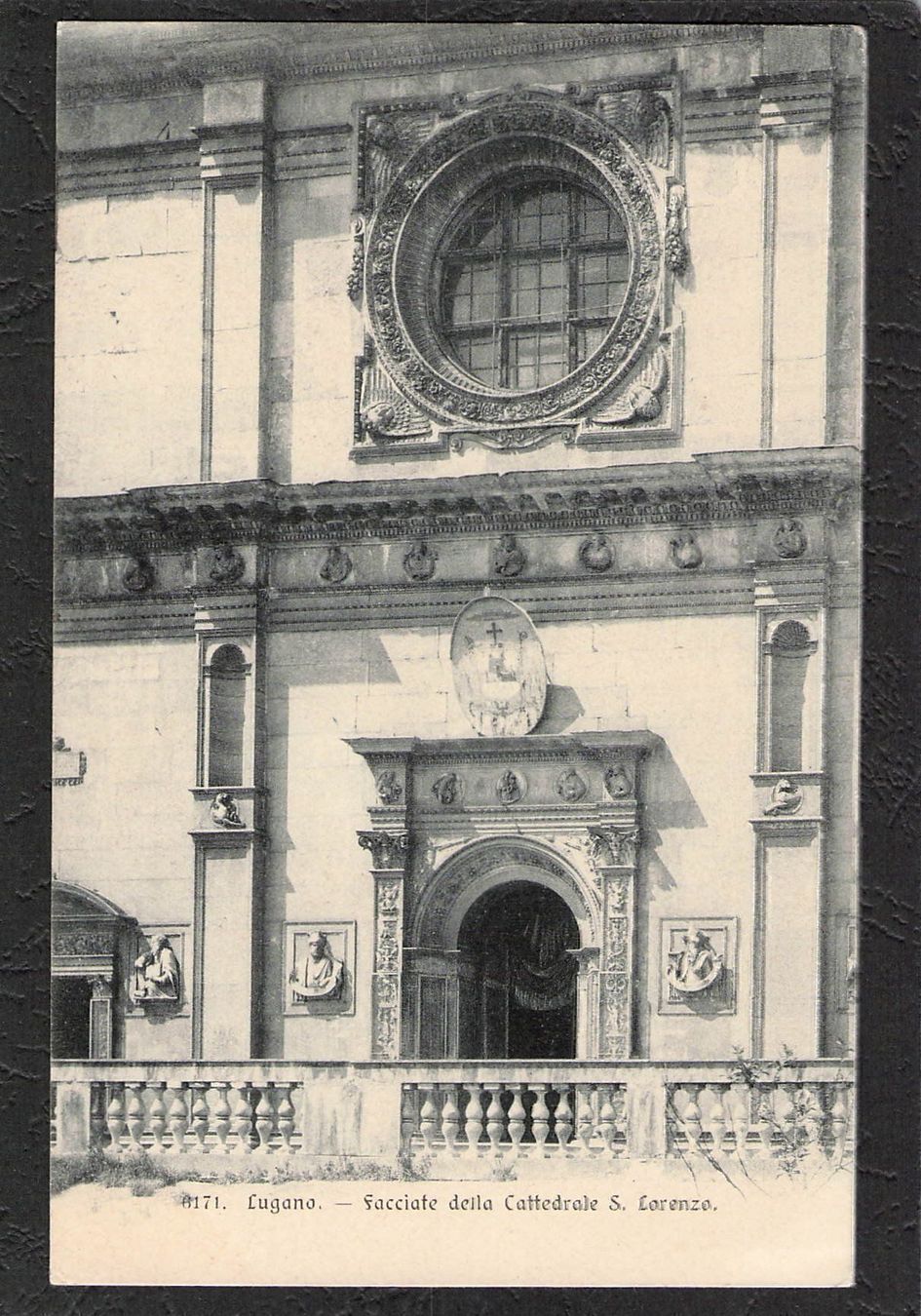 Cartoline postali: -Lugano,facciate della Cattedrale S.Lore – Usato da Reichenburg venduto da Pipo-67